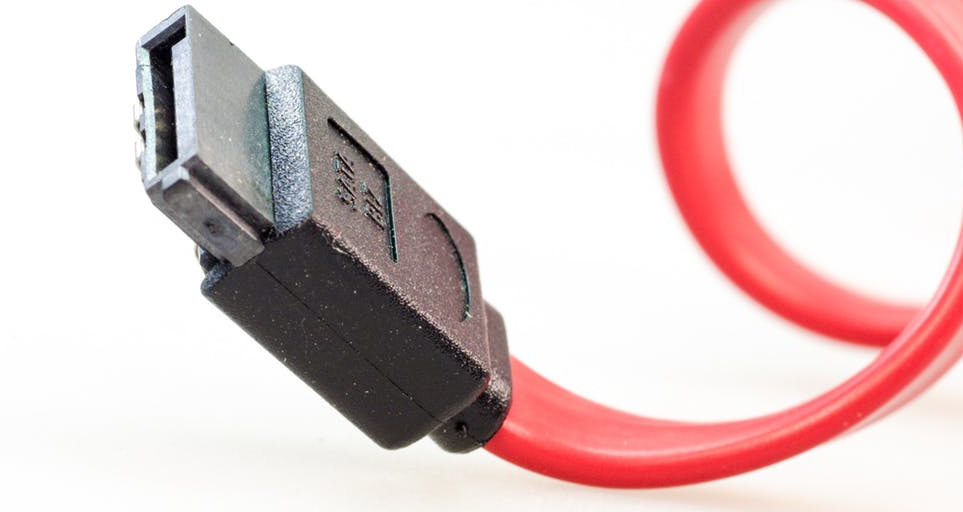 jak stosować kabel USB