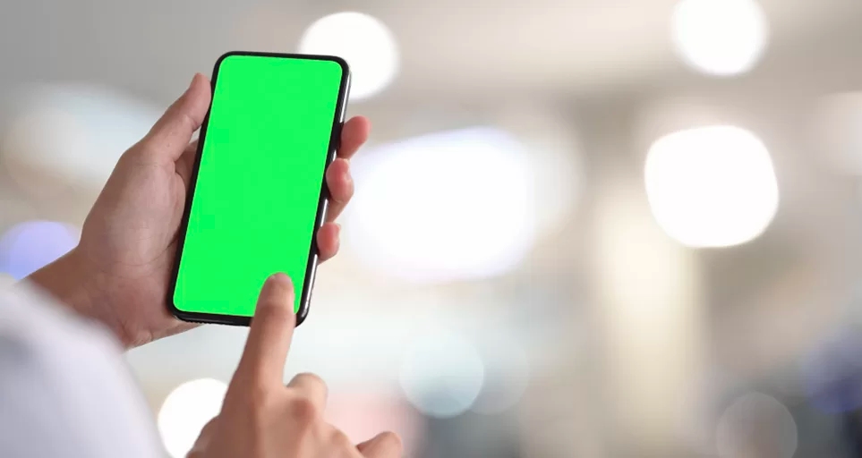 naprawa zielonego ekranu w telefonie